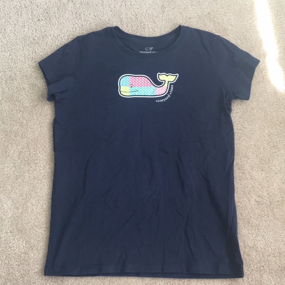 Vineyard Vines tee